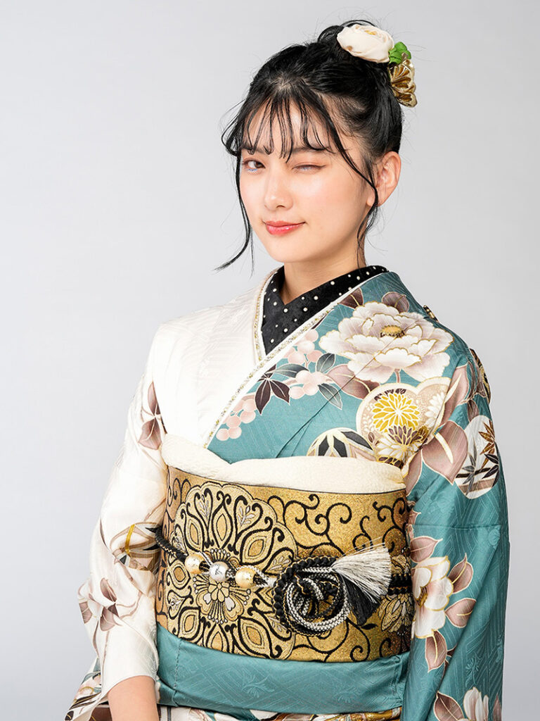 振袖購入で後悔しないための完全ガイド!購入・レンタルの判断基準や失敗しない振袖選びのコツを解説