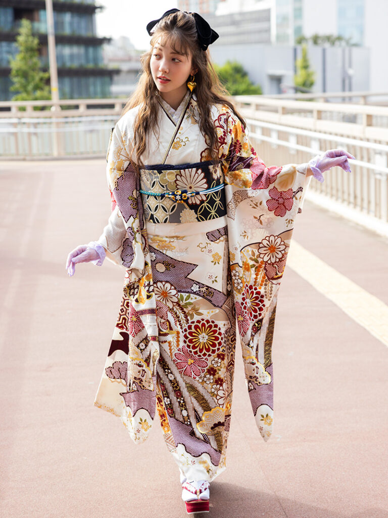 振袖購入で後悔しないための完全ガイド!購入・レンタルの判断基準や失敗しない振袖選びのコツを解説