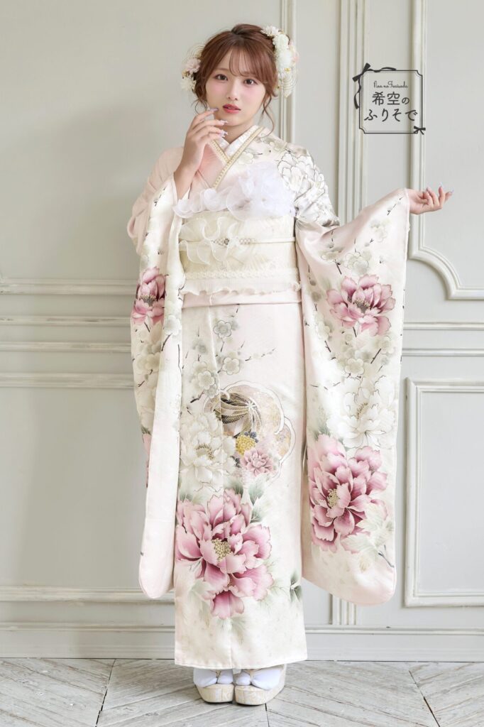 うすピンクの希空（ノア）振袖