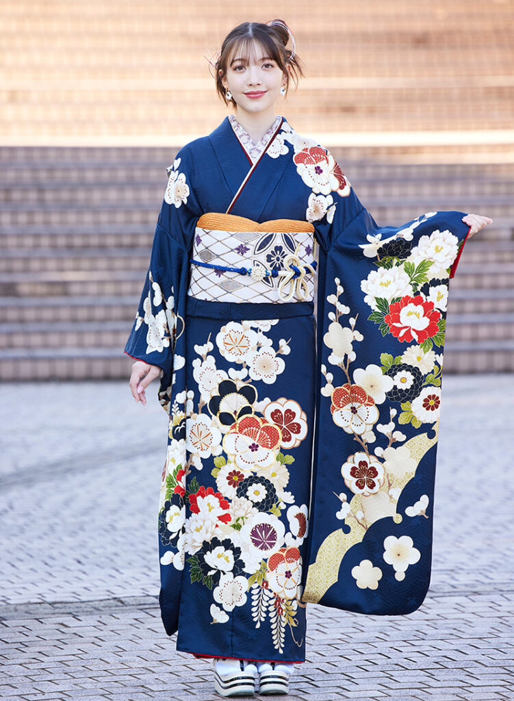 振袖は肩幅が広くても似合う？華奢見えする選び方・ポーズ・小物テクをプロが解説