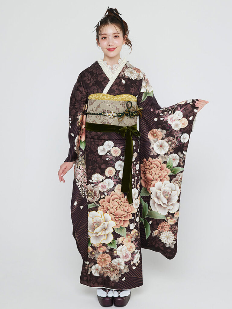 振袖は肩幅が広くても似合う？華奢見えする選び方・ポーズ・小物テクをプロが解説