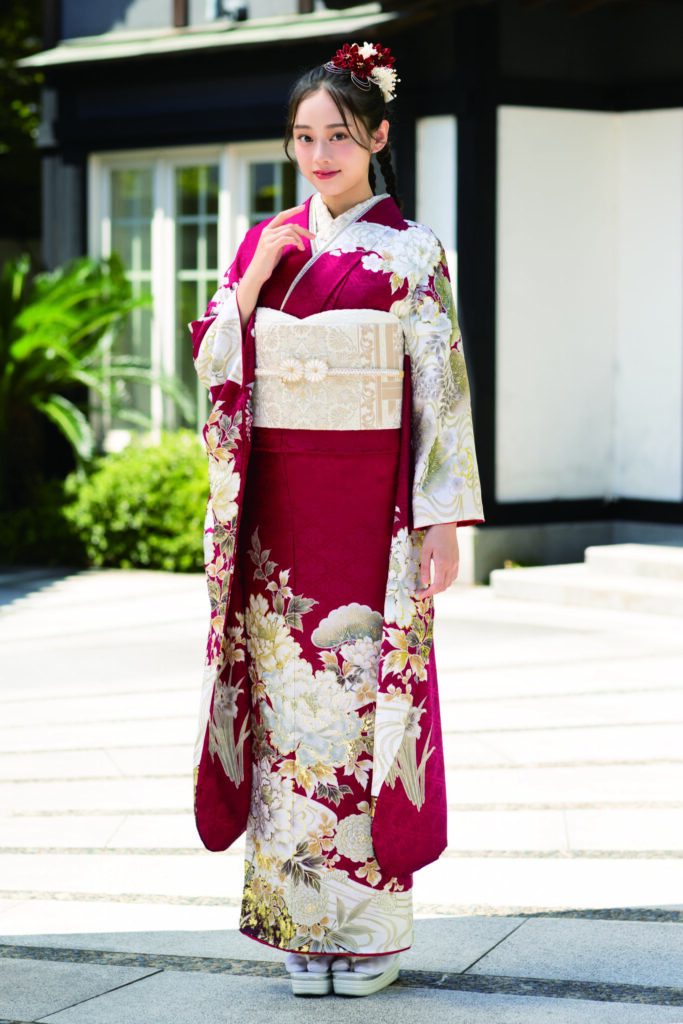 赤色のスッキリモダンな振袖