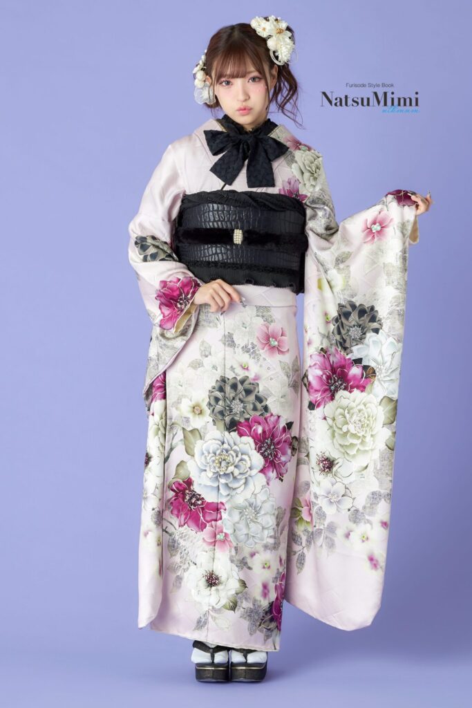 白のカワイイNastuMimi（MINAMI）振袖