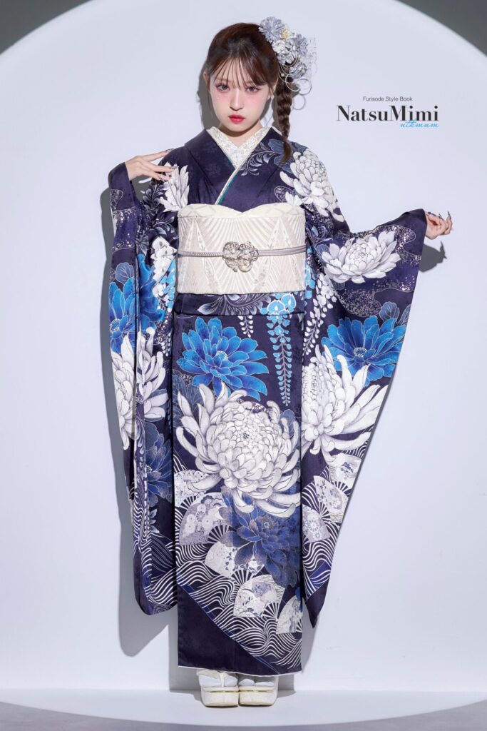 紺のNastuMimi（MINAMI）振袖