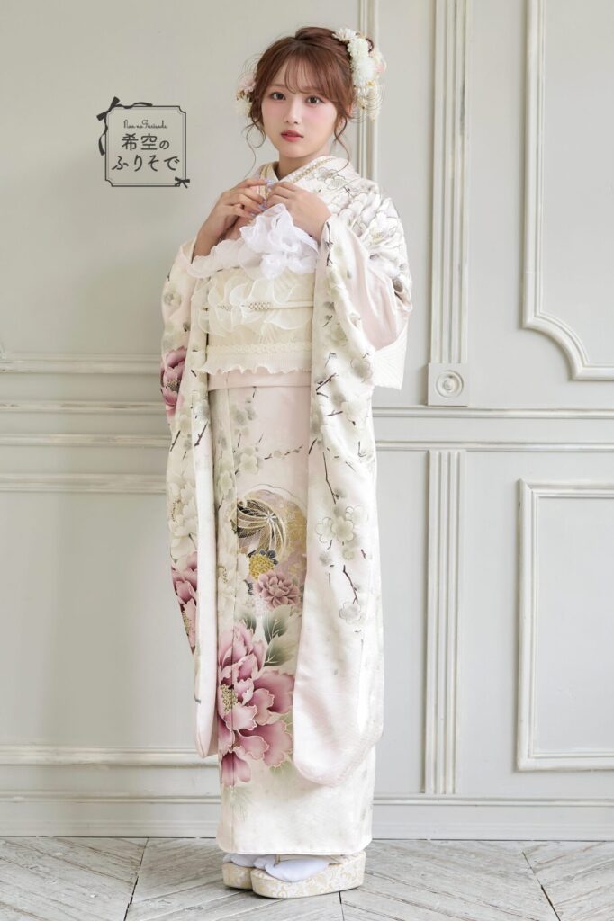 うすピンクの希空（ノア）振袖