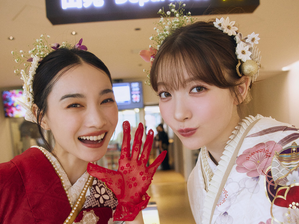 成人式で「生花の髪飾り」はアリ？後悔しない選び方やおすすめの花を振袖専門店が解説