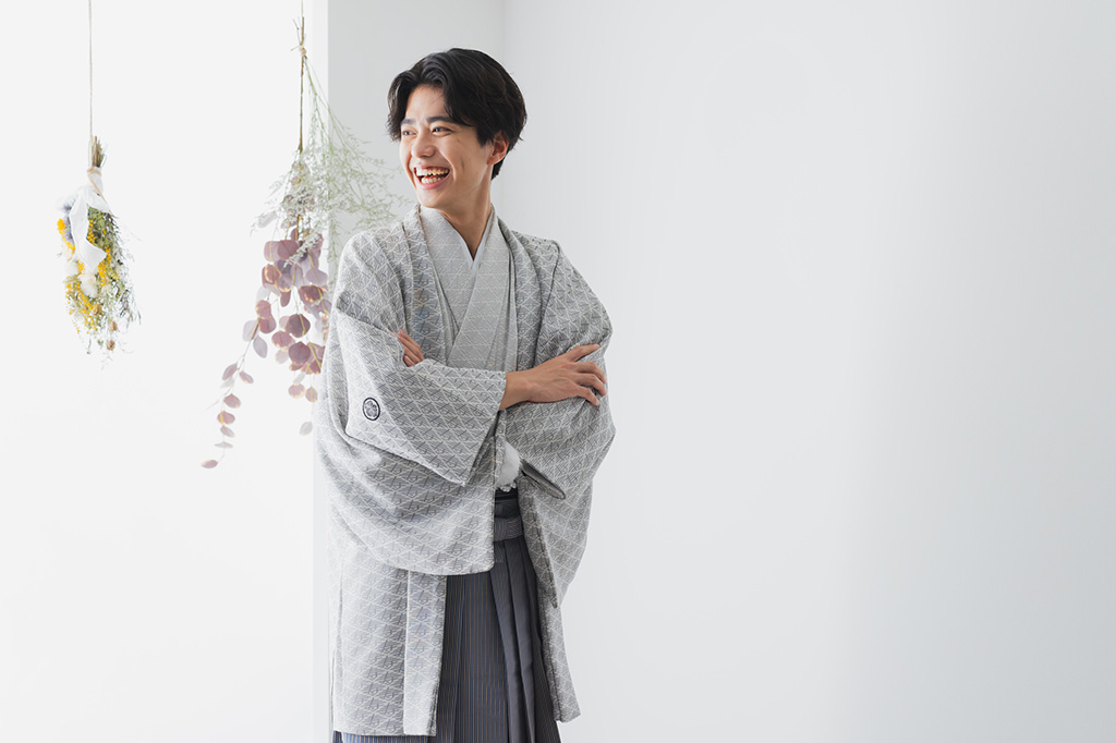 【2026年最新】成人式の服装完全ガイド!振袖・スーツ・ドレスの選び方と失敗しないためのマナー&トレンドを徹底解説